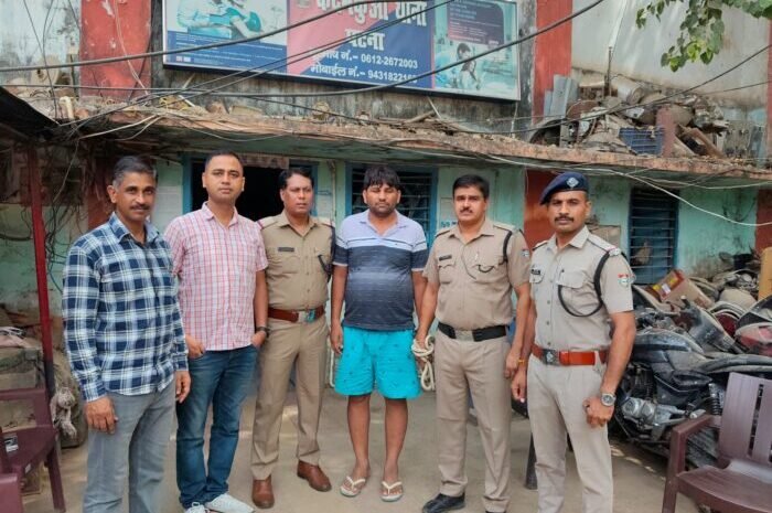  कुख्यात गैंग के फरार चल रहे 25 हजार के इनामी सरगना को पौड़ी पुलिस ने पटना से किया गिरफ्तार