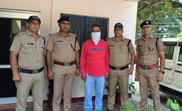  1 करोड़ 50 लाख की धोखाधड़ी करने कम्पनी संचालक को पुलिस ने किया गिरफ्तार, कोटद्वार के लोगों का करोड़ो का चुना लगाकर जाने वाला कंपनी संचालक अभी भी फरार