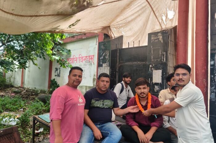  पूर्व छात्रसंघ अध्यक्ष ने 8 सूत्रीय मांगो को लेकर दूसरे दिन भी रखी भूख हड़ताल जारी